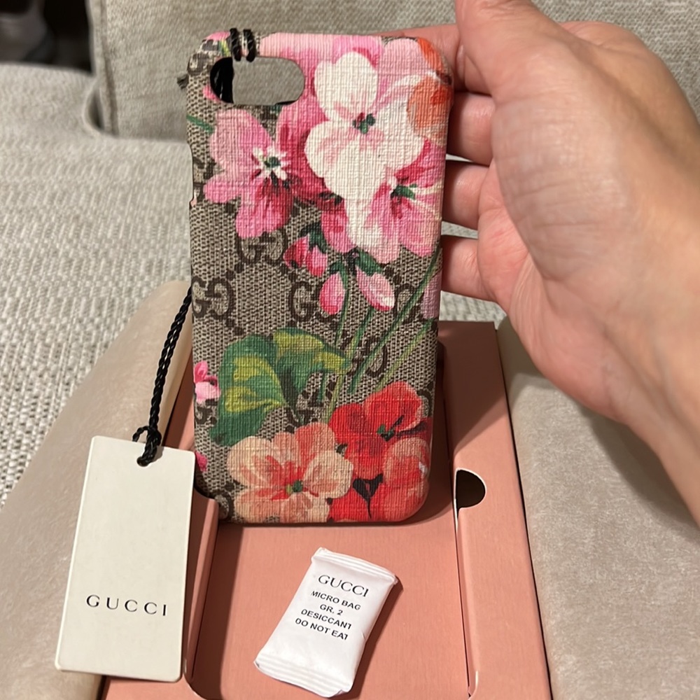 Gucci Phone Case - Picture 4 of 6